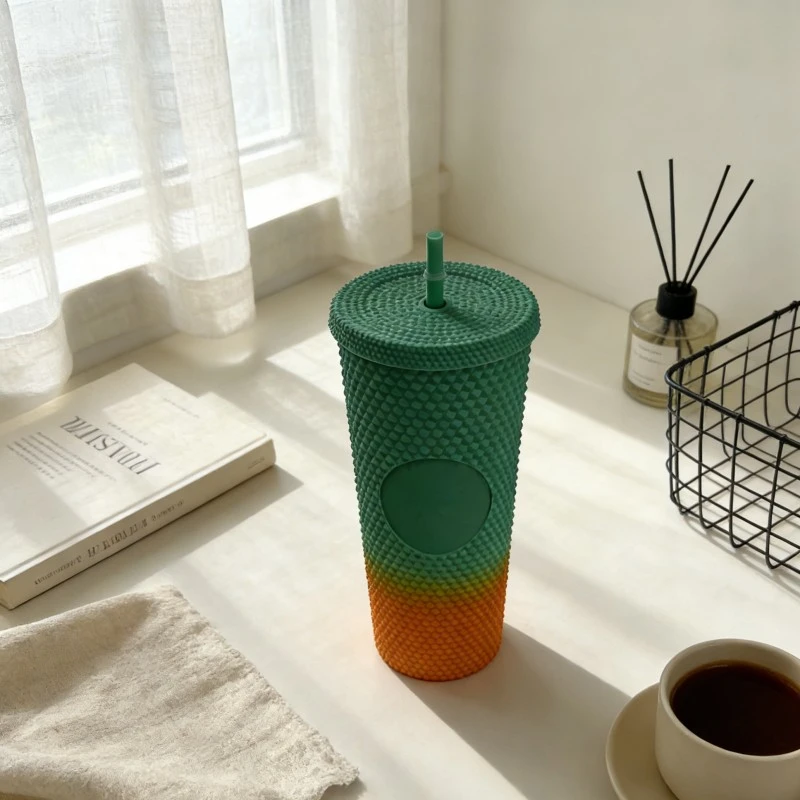 24oz Reusable Leak Proof Travel Cup